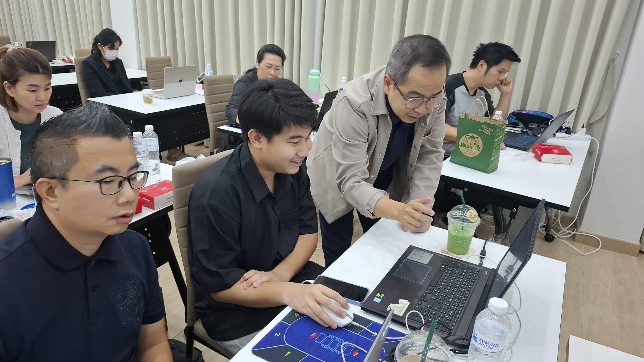 เปิดโลก n8n Automation 2025