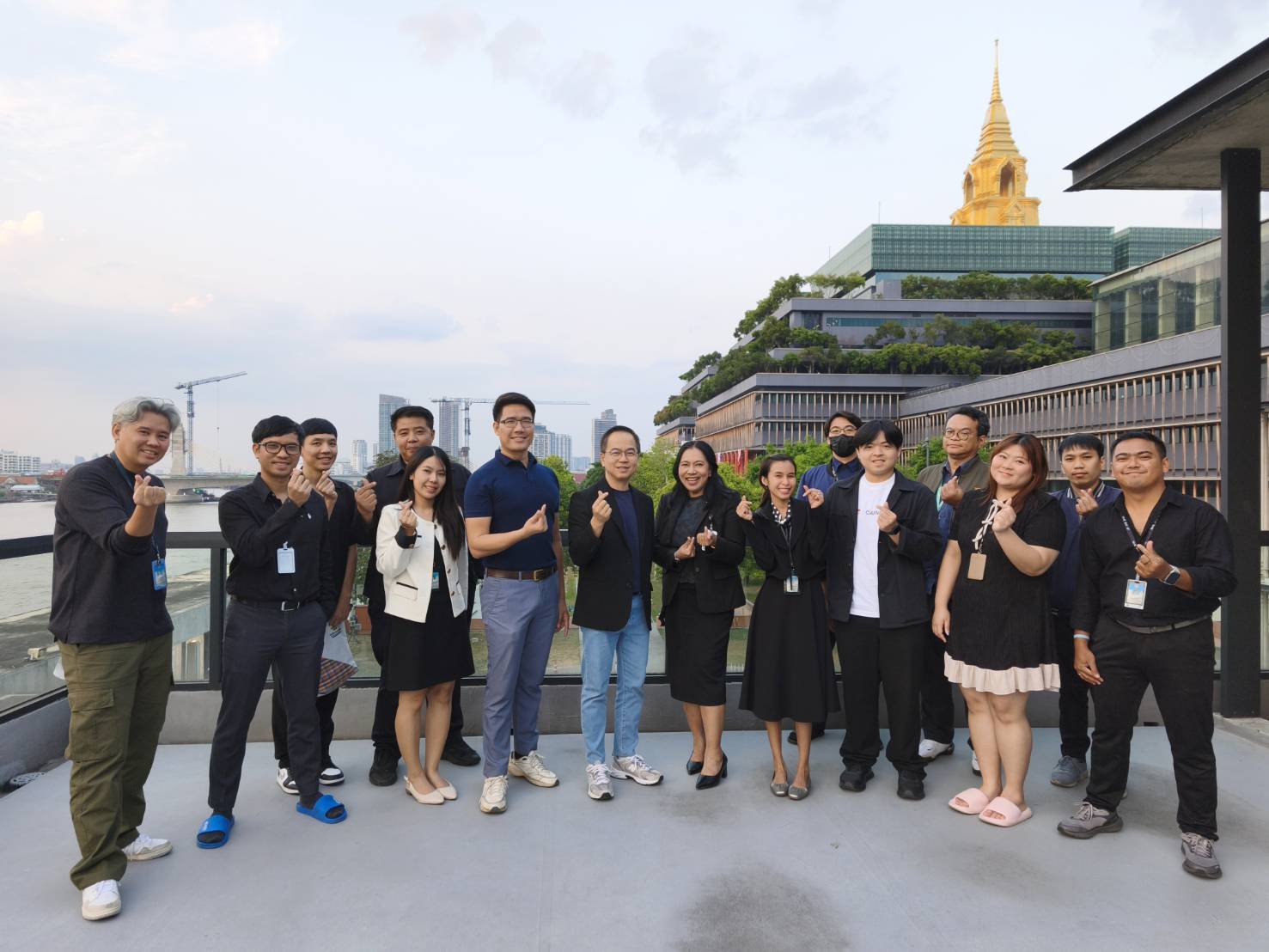 n8n x News Media สำนักข่าว รัฐสภา